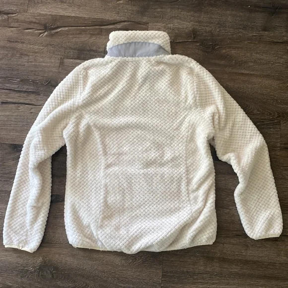 Eddie Bauer Ivory Sherpa Fleece 3/4 Zip - Picture 3 of 3